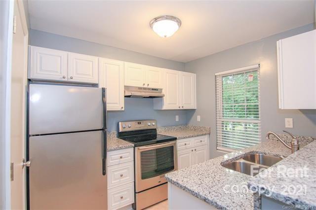 Foto del edificio - 6351 Windsor Gate Ln