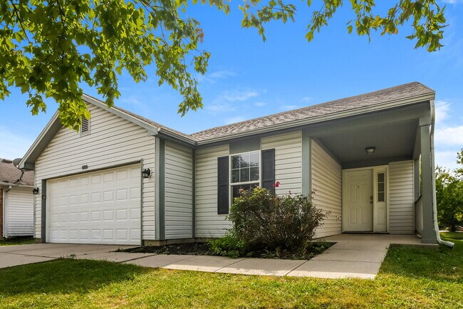 Building Photo - 522 Venus Dr