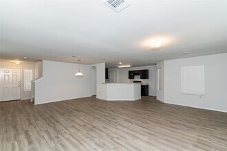 Building Photo - 18502 Tarlo River Trl