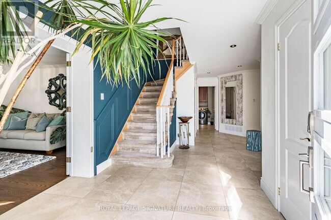Building Photo - 5571 Spangler Dr