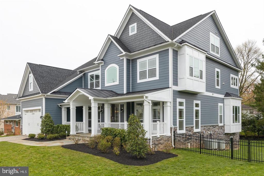 Foto principal - 6829 Rosemont Dr