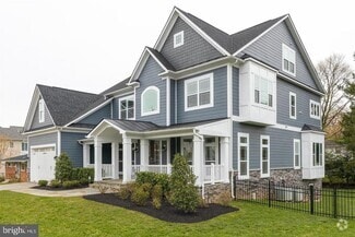 Building Photo - 6829 Rosemont Dr