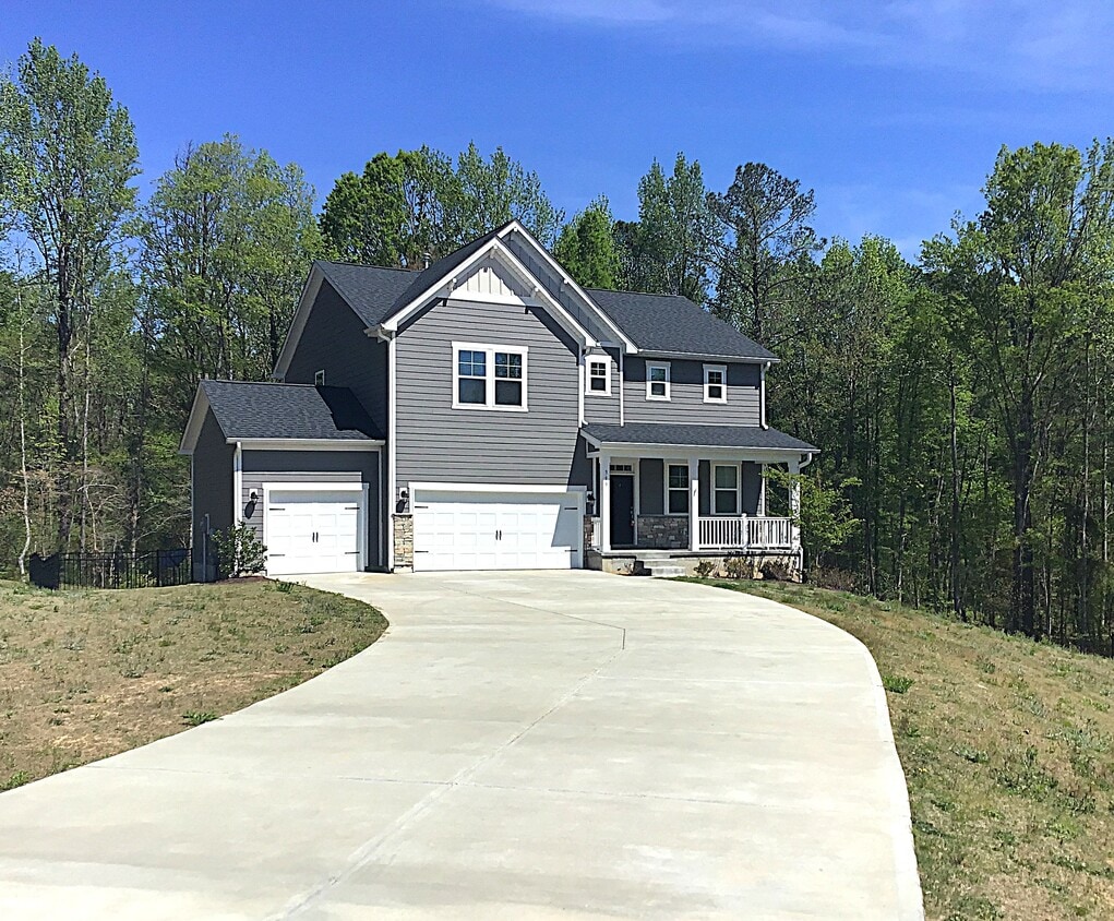 Primary Photo - 319 Elmhurst Dr
