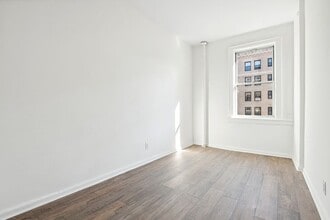 Building Photo - 789 West End Ave