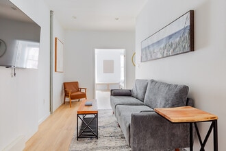 Building Photo - 93 1/2 East 7th Street-SI FL1-ID1054297P