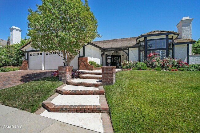 Building Photo - 1142 Earlham Ct