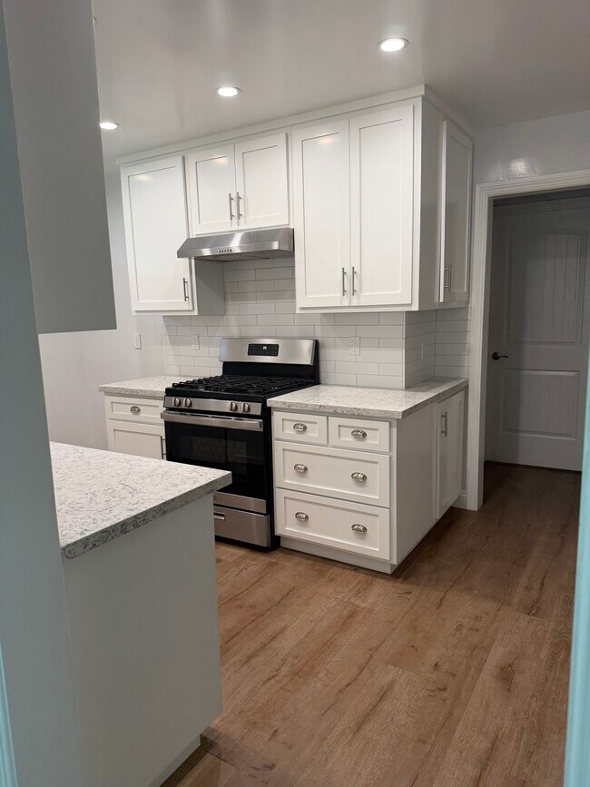 Foto adicional de la cocina - 140 N Alta Vista Ave