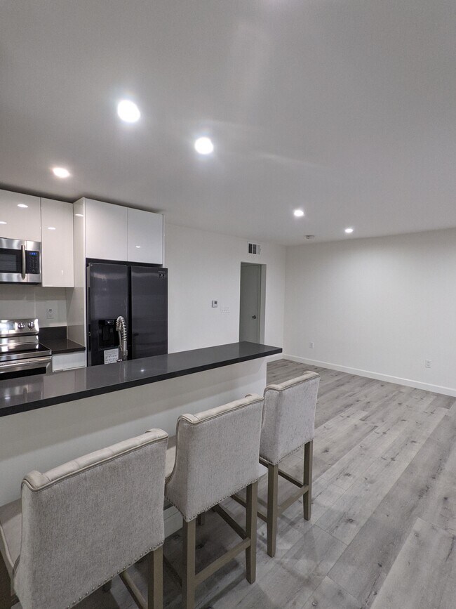 Foto del edificio - 5529 Bonner Ave