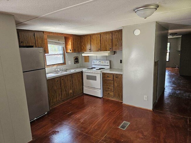 Building Photo - 114 Cosmopolitan Ln
