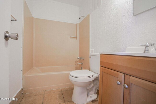 Building Photo - 2458 E Encinas Ln