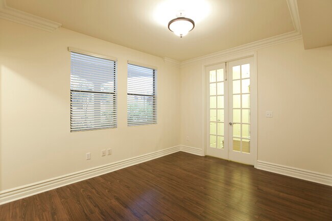 Foto del edificio - 13940 Moorpark St