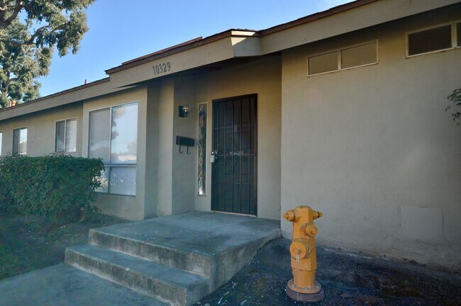 Foto del edificio - 3 Bedroom Garden Grove Home