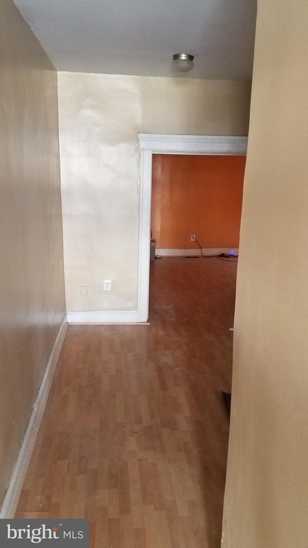 Foto del edificio - 323 E 28th St