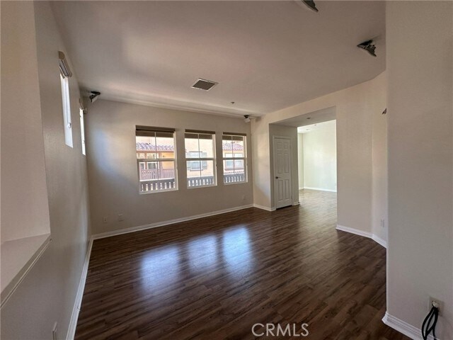 Building Photo - 216 Coral Rose