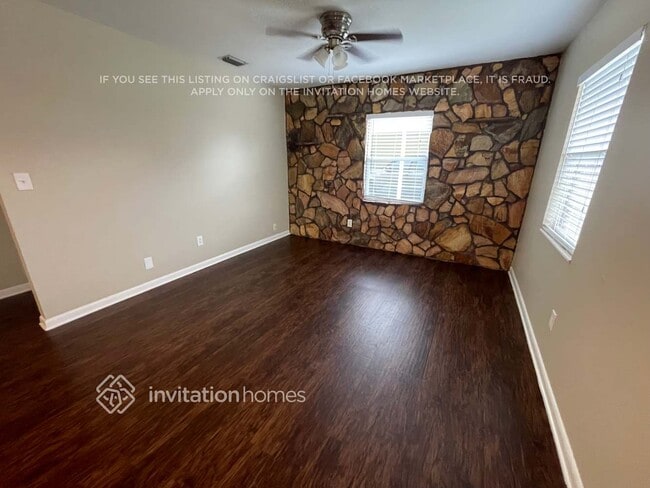 Building Photo - 7020 Aspen Ave
