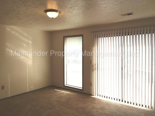 Building Photo - 4259 Imperial Dr