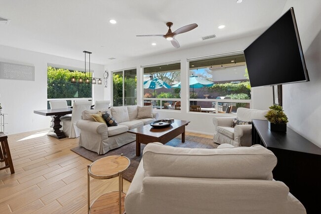 Building Photo - 51811 Golden Eagle Dr