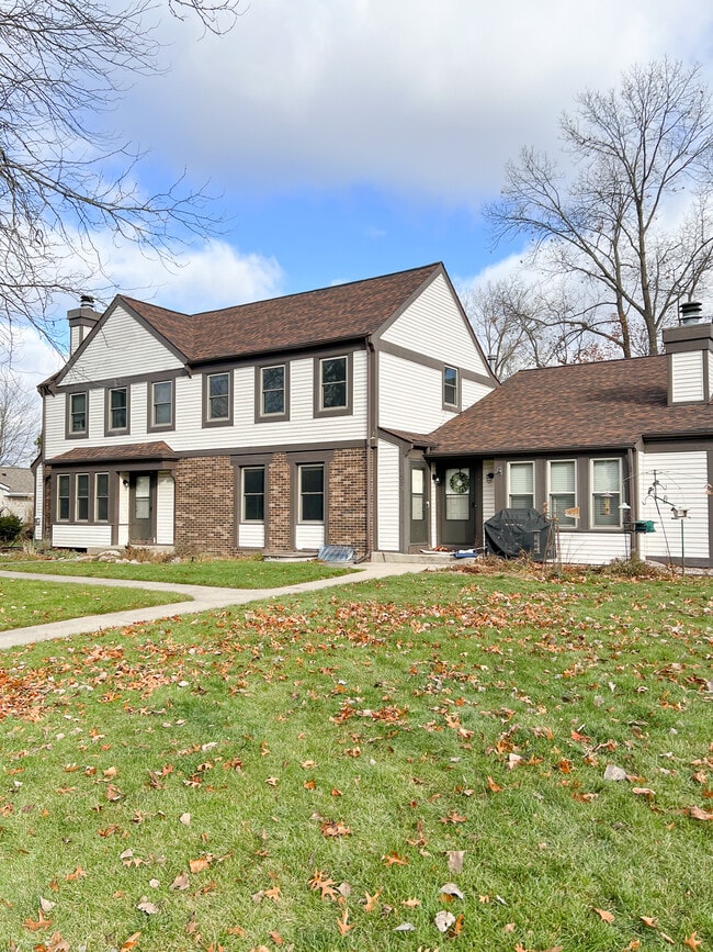 Building Photo - 7021 Bonaire Dr NE