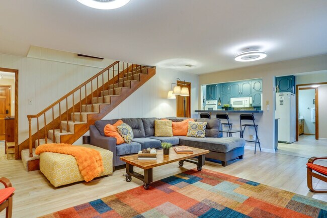 Foto del edificio - 6100 Price Dr
