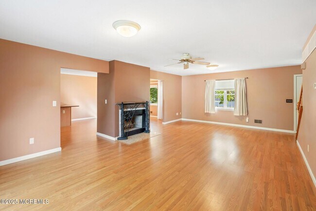 Foto del edificio - 431 W Park Ave