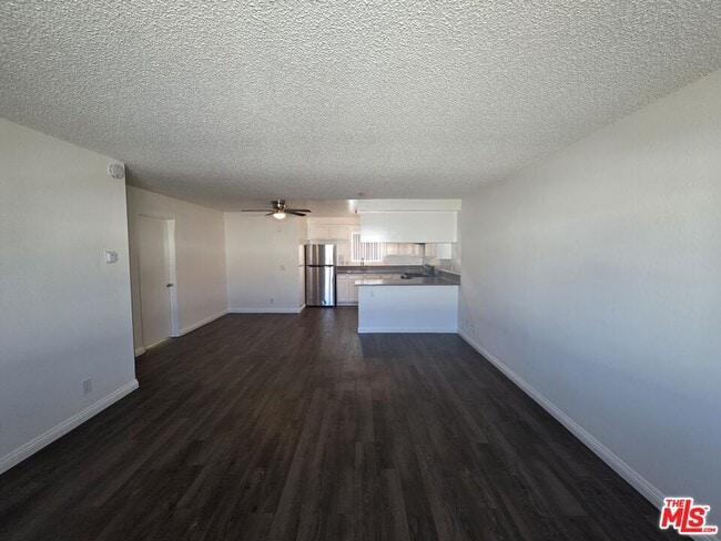 Foto del edificio - 11716 Oxford Ave