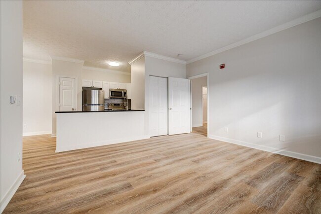 Foto del edificio - Evansville, IN**** Crown Moulding**** 2 Be...