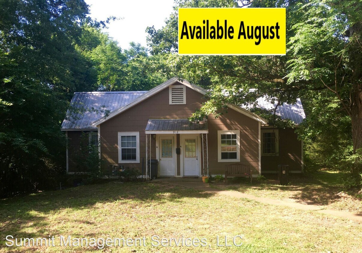 912 Cleveland Ave, Oxford, MS 38655 House Rental in Oxford, MS
