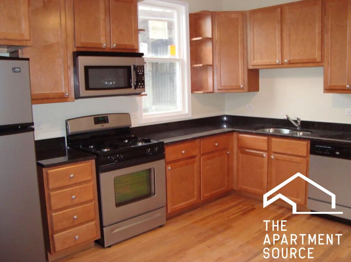 Foto principal - 852 W Buckingham Pl