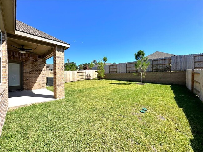 Building Photo - 6188 White Spruce Dr