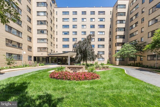Foto del edificio - 3701 Connecticut Ave NW