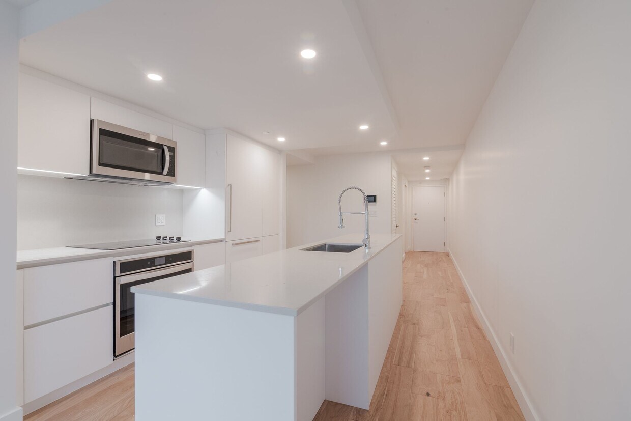 3460 Peel Street Apartment for Rent in Montréal, QC