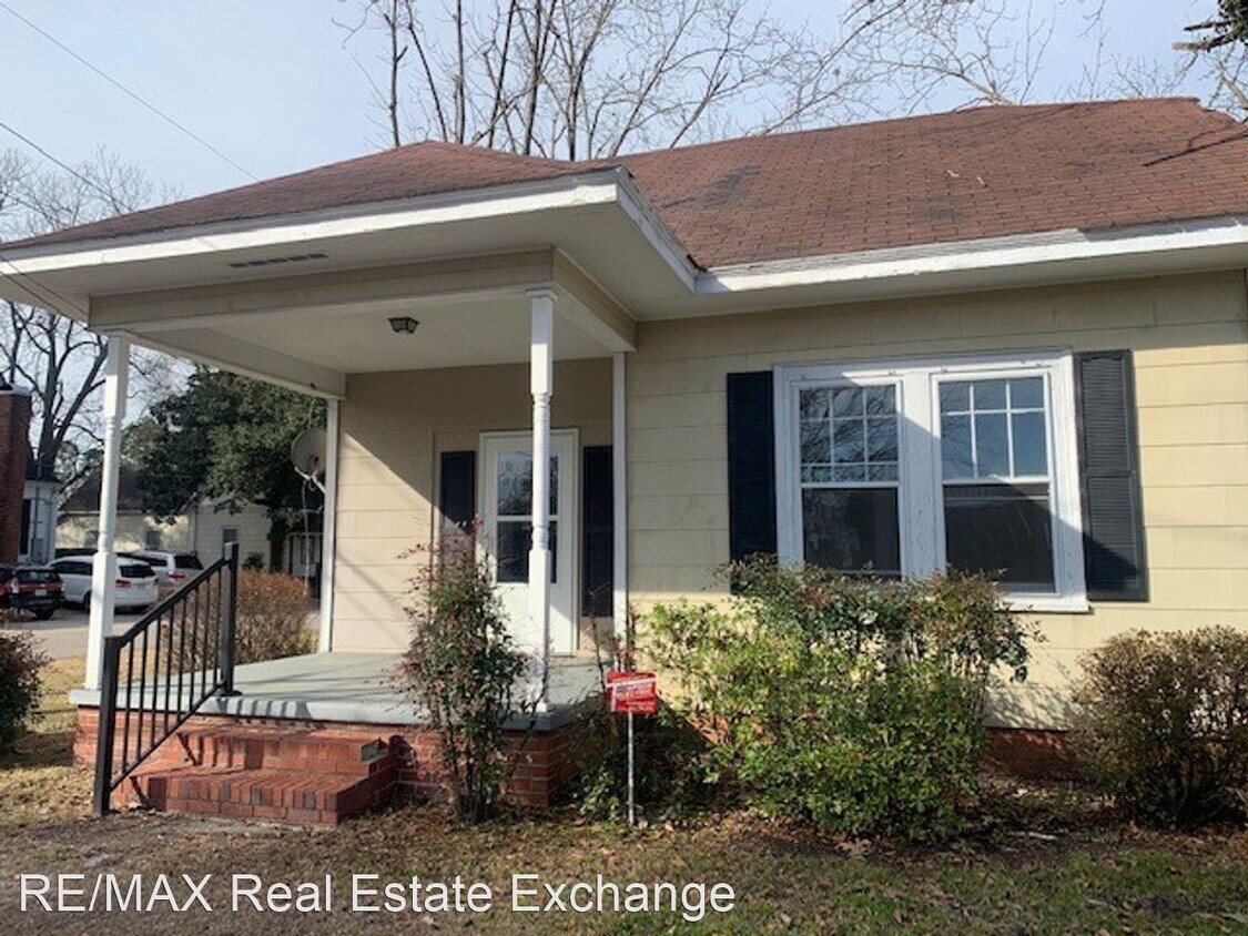 Primary Photo - 2 br, 1 bath House - 1501 N. Pine Street