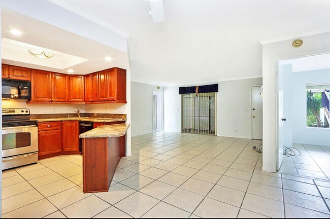 Foto del edificio - 6544 Chasewood Dr