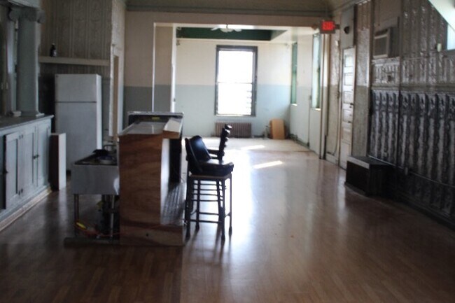 Foto del edificio - 517 W 43rd St