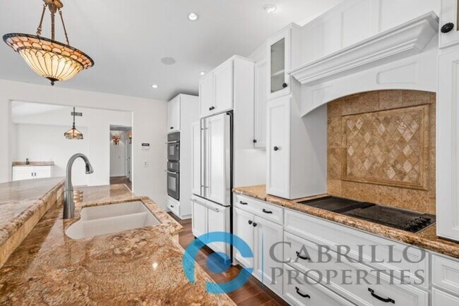 Foto del edificio - 7940 La Jolla Shores Dr