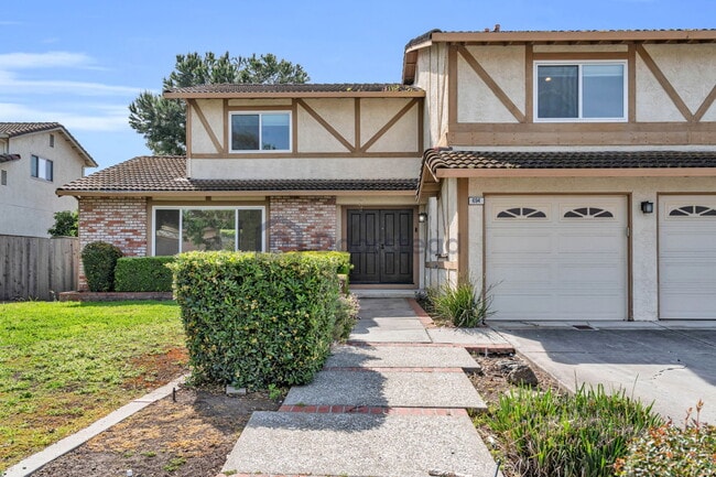 Building Photo - 694 Cardiff Pl