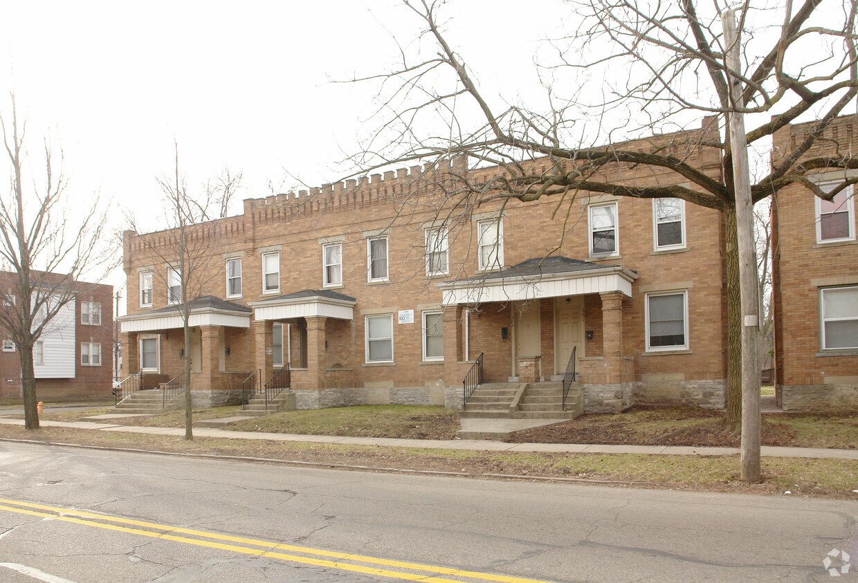 Foto del edificio - 361-369 E 11th Ave
