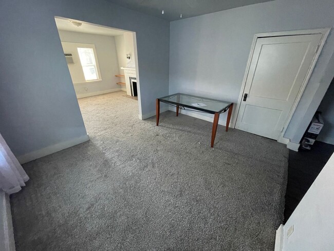 Building Photo - 1 br, 1 bath House - 1323 NE 16th St