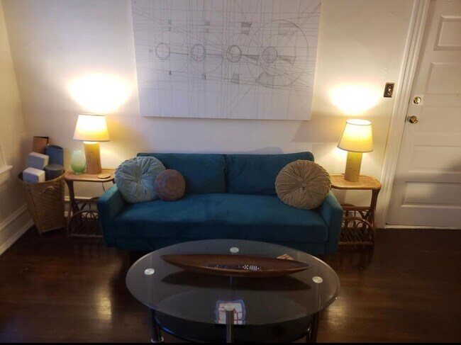 Foto del edificio - 147 E Chestnut St