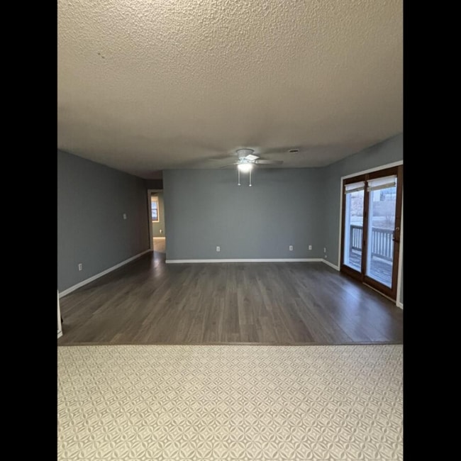 Building Photo - 12965 Rte C