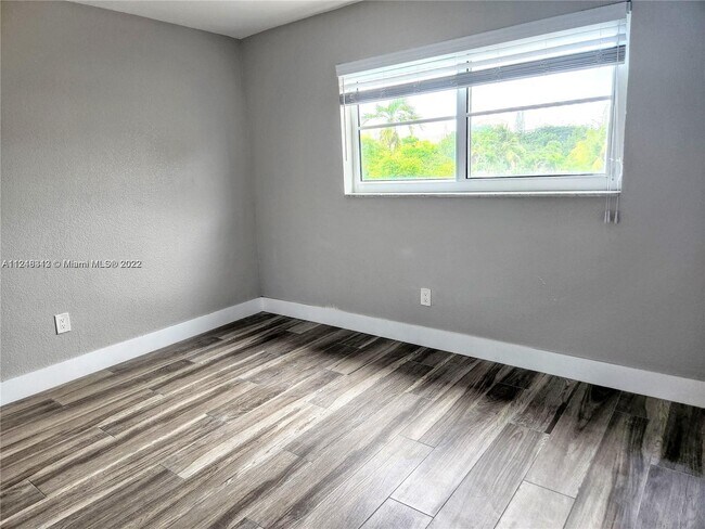 Building Photo - 1201 S Le Jeune Rd