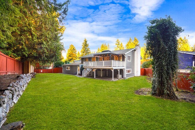 Foto del edificio - Bridal Trails 4 Bedroom 2 Car-Garage