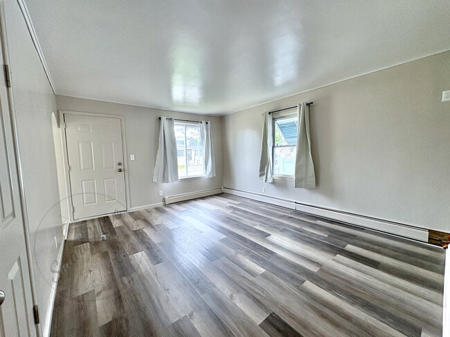 Building Photo - 17725 Longfellow St