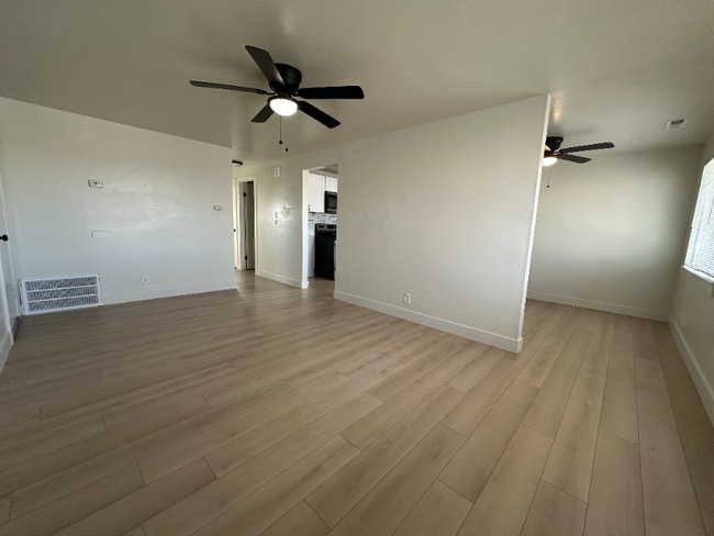 Building Photo - 1843 Parkway Blvd