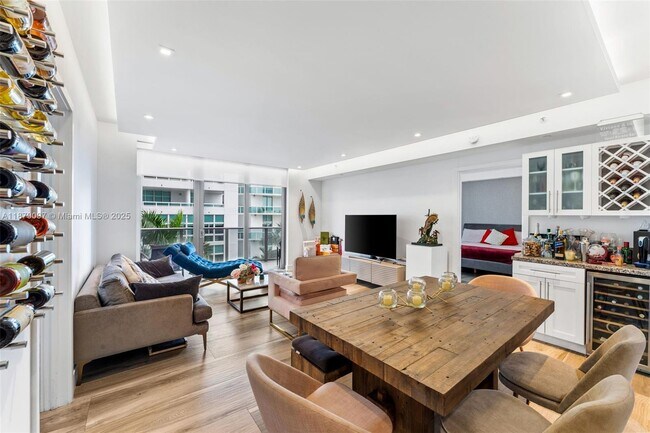 Foto del edificio - 488 NE 18th St