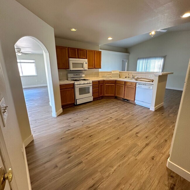 Foto del edificio - Charming 3 Bedroom Golf Course Home