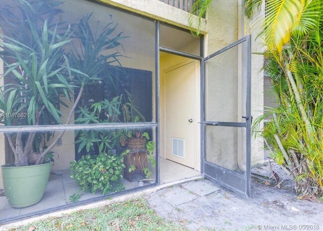 Foto del edificio - 2 br, 2 bath  - 125 NW 93rd Ave