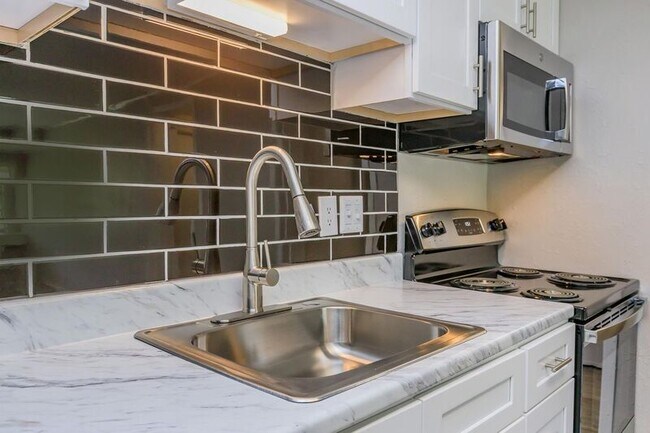 Foto del edificio - 208 Safe Harbor Dr