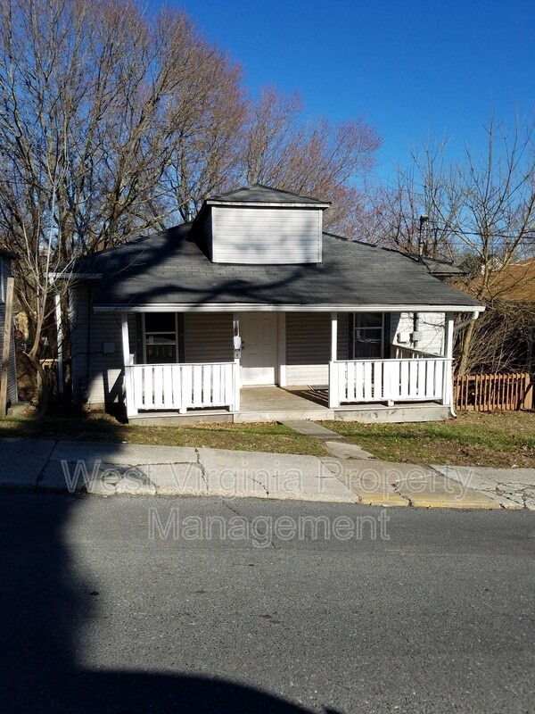 Building Photo - 237 S Heber St