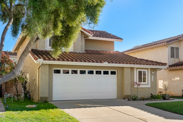 Building Photo - 1124 Grass Valley Way